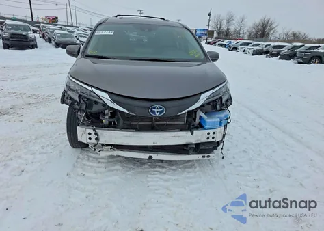 2024 Toyota Sienna Xle z USA, uszkodzony, nr VIN 5TDYSKFC5RS126701